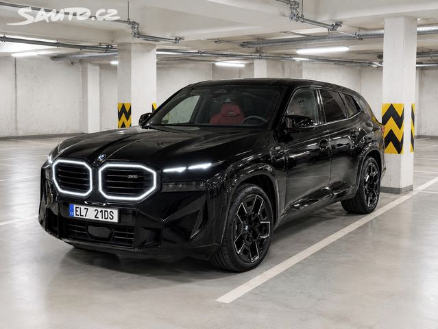 BMW XM